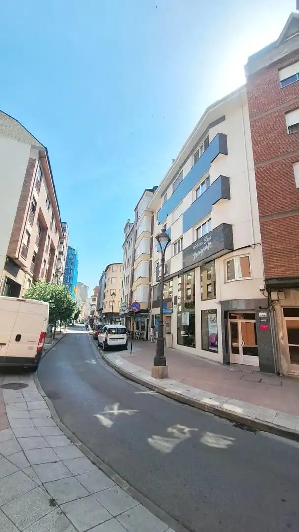 Vista exterior de Piso en venta en Ponferrada