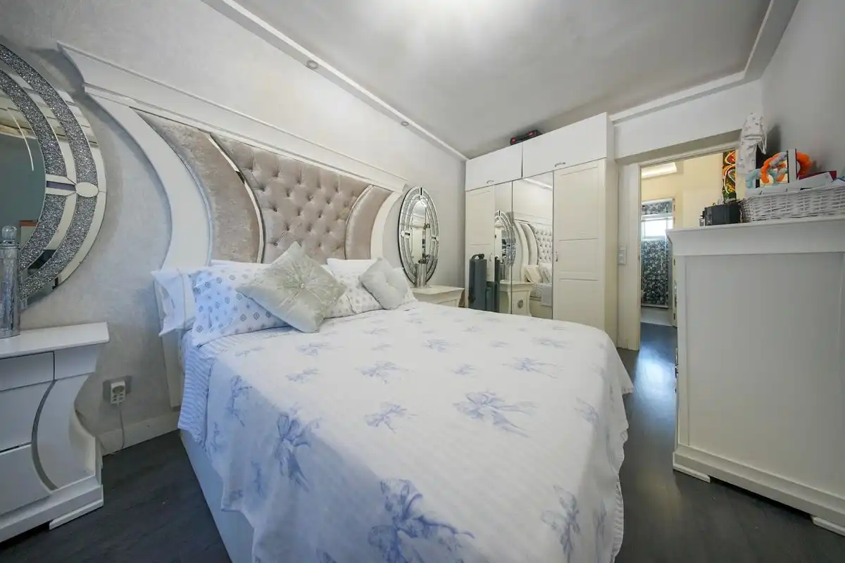 Habitación de Piso en venta en Madrid con Aire acondicionado y Calefacción