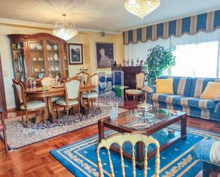 Sala d'estar de Pis en venda en Burgos Capital amb Traster
