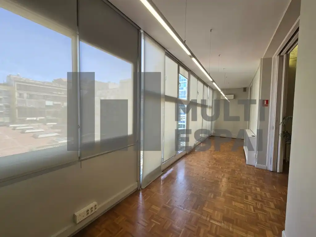 Office space with lift to rent in Passeig de Gràcia, imagen 5