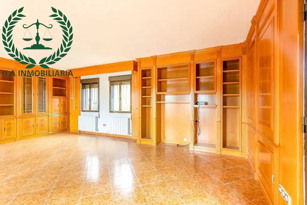 Houses for sale in Pedrezuela  with Air Conditioner, Heating and Terrace