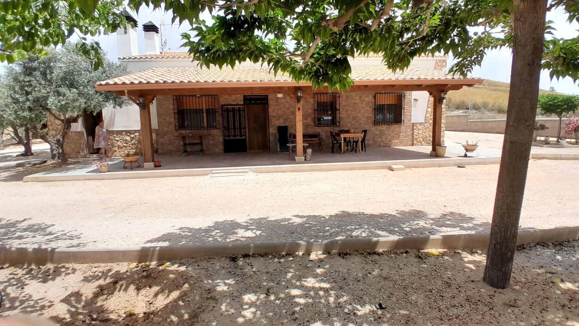 Exterior view of House or chalet for sale in Yecla  with Heating, Private garden and Terrace