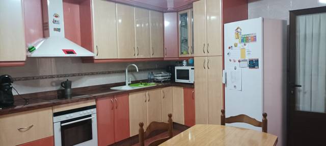 Casa adosada en Venta en Balazote