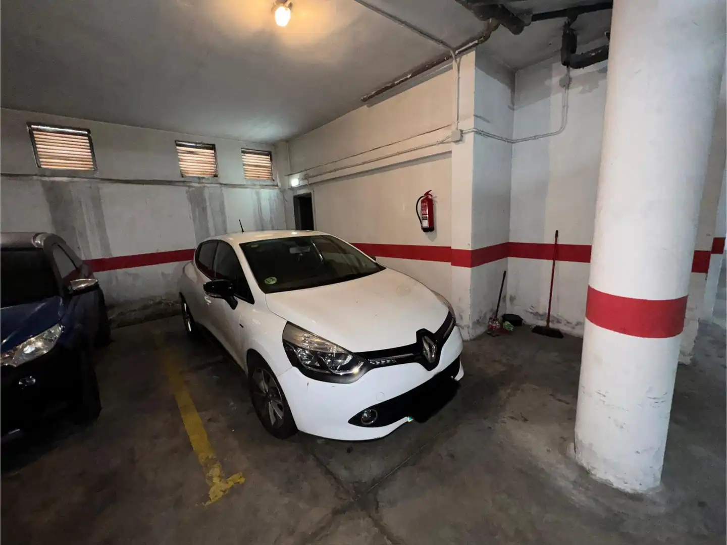 Parkplatz von Maisonette zum Verkauf in Ponferrada mit Heizung und Abstellraum