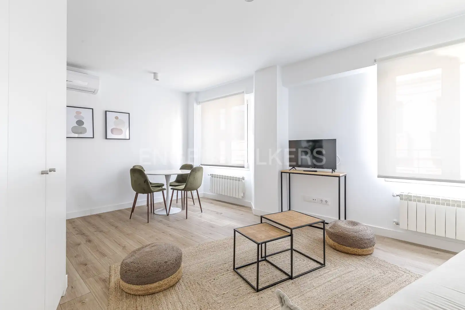 Sala de estar de Planta baja de alquiler en Madrid con Aire acondicionado, Calefacción y Amueblado