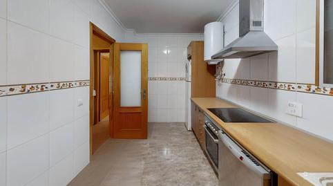Photo 4 of Single-family semi-detached for sale in Montroi / Montroy, Valencia