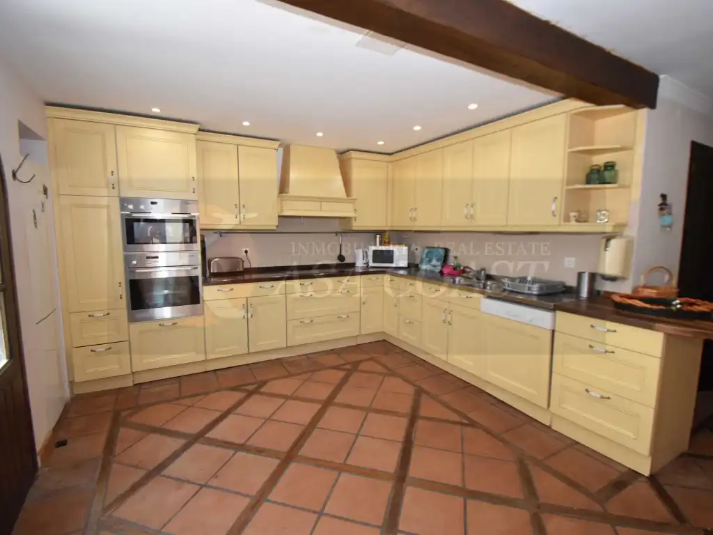 Cocina de Casa adosada en venta en Fuengirola con Aire acondicionado, Jardín privado y Terraza