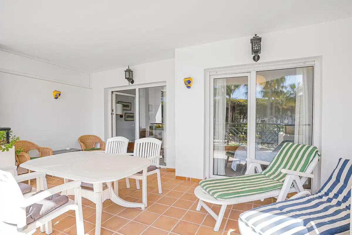 Apartament amb piscina en venda a Calahonda, imagen 4