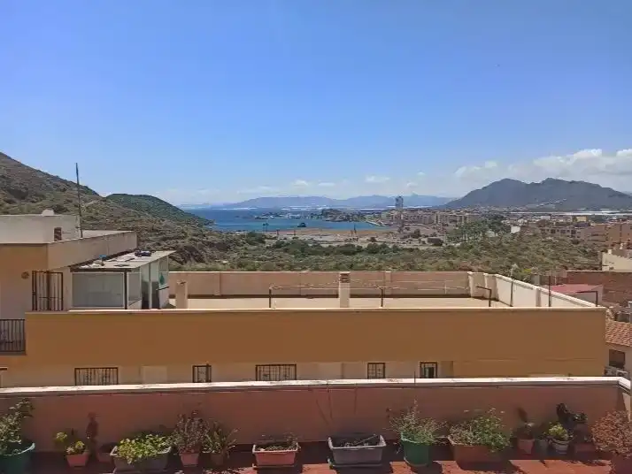 Vista exterior de Pis en venda en Puerto de Mazarrón