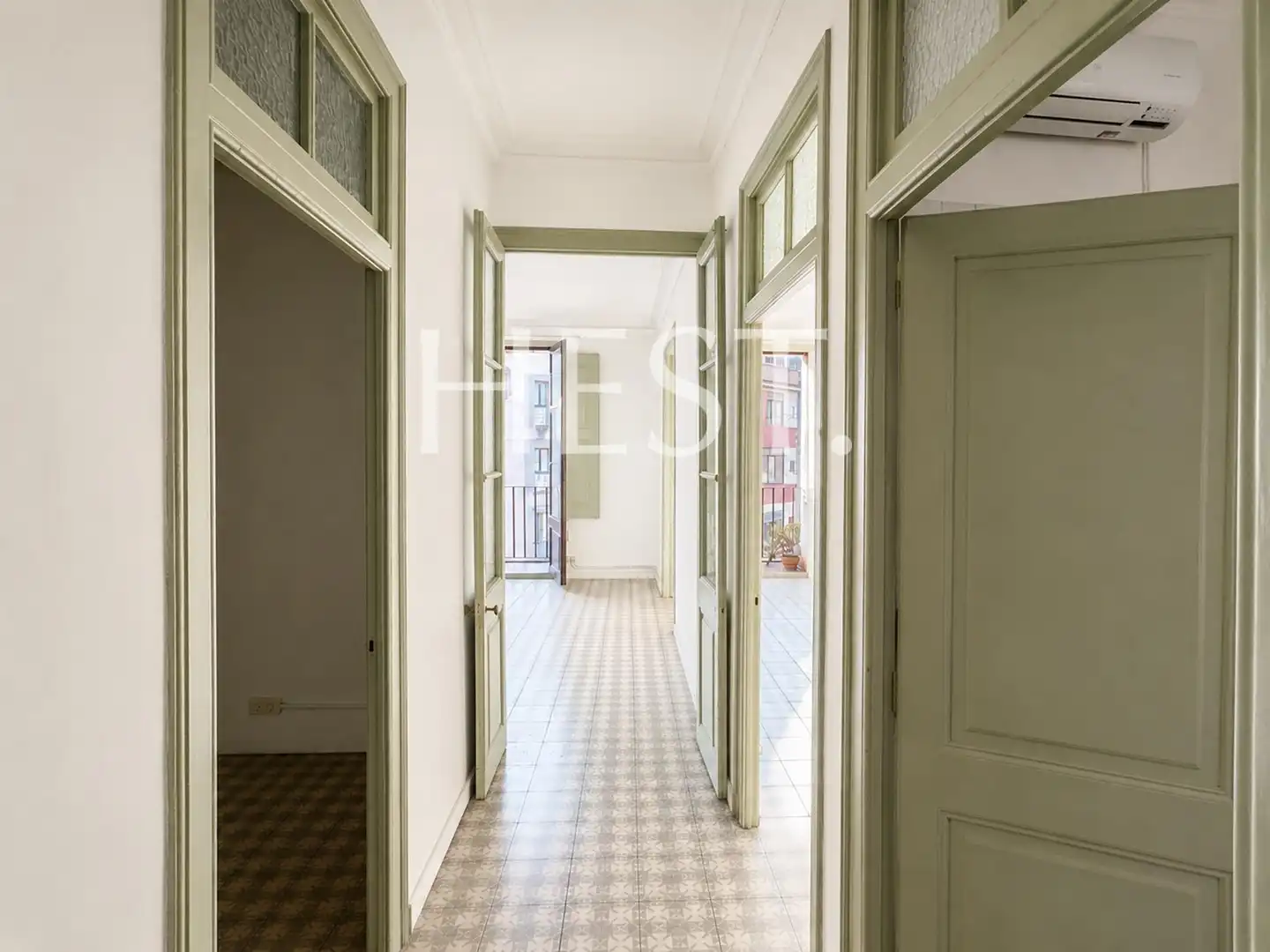 Piso en venta en Barcelona con Balcón
