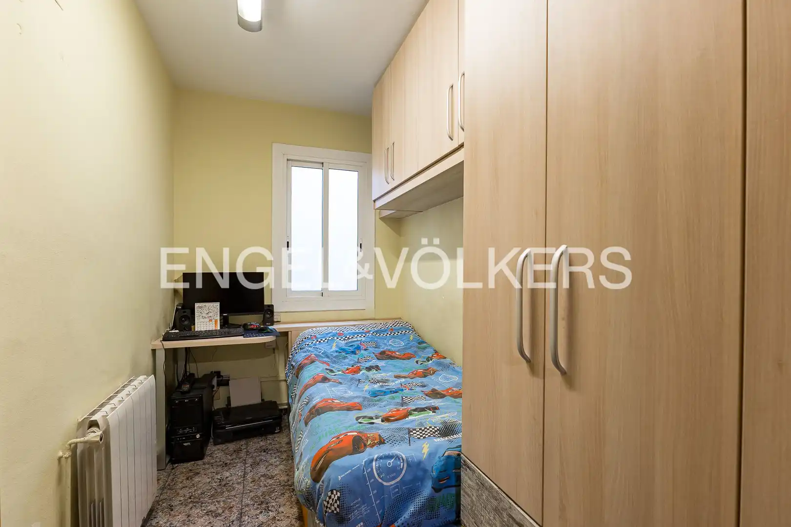 Habitación de Piso en venta en Barcelona con Calefacción y Balcón