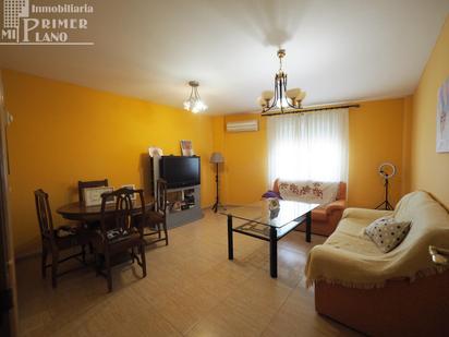 Living room of Flat for sale in Villarrobledo  with Heating and Storage room