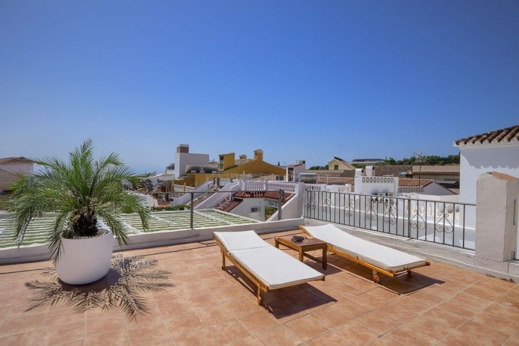 Terrace of House or chalet for sale in Fuengirola  with Air Conditioner, Terrace and Internet