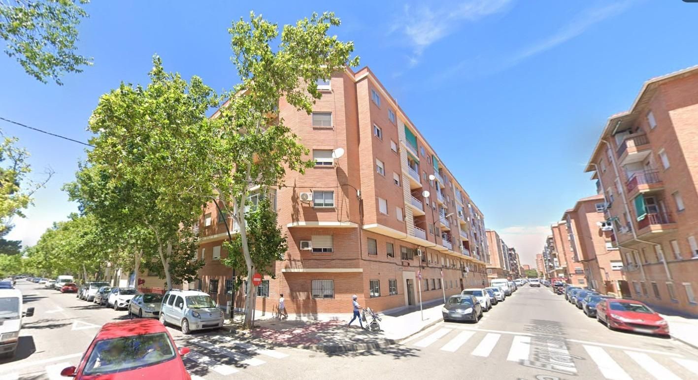 Vista exterior de Piso en venta en  Zaragoza Capital con Terraza