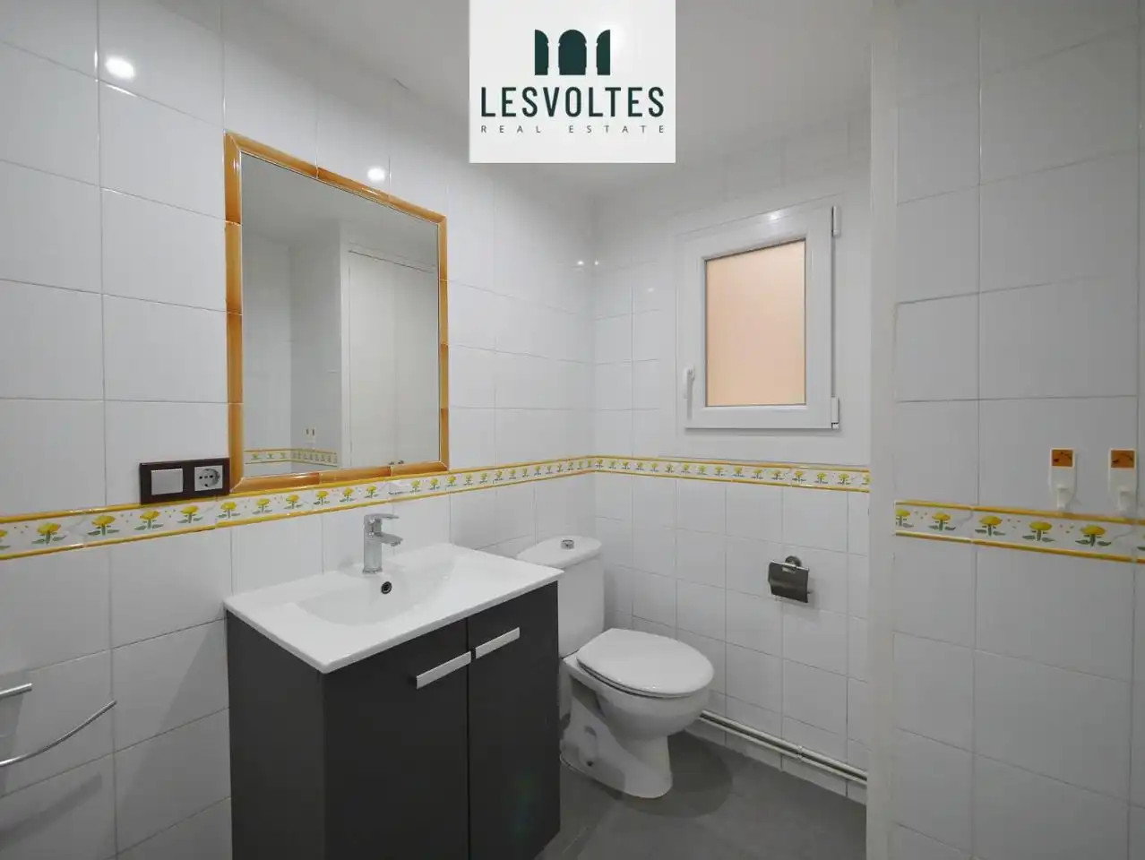 Flat with terrace for sale in De Cavallers, imagen 17