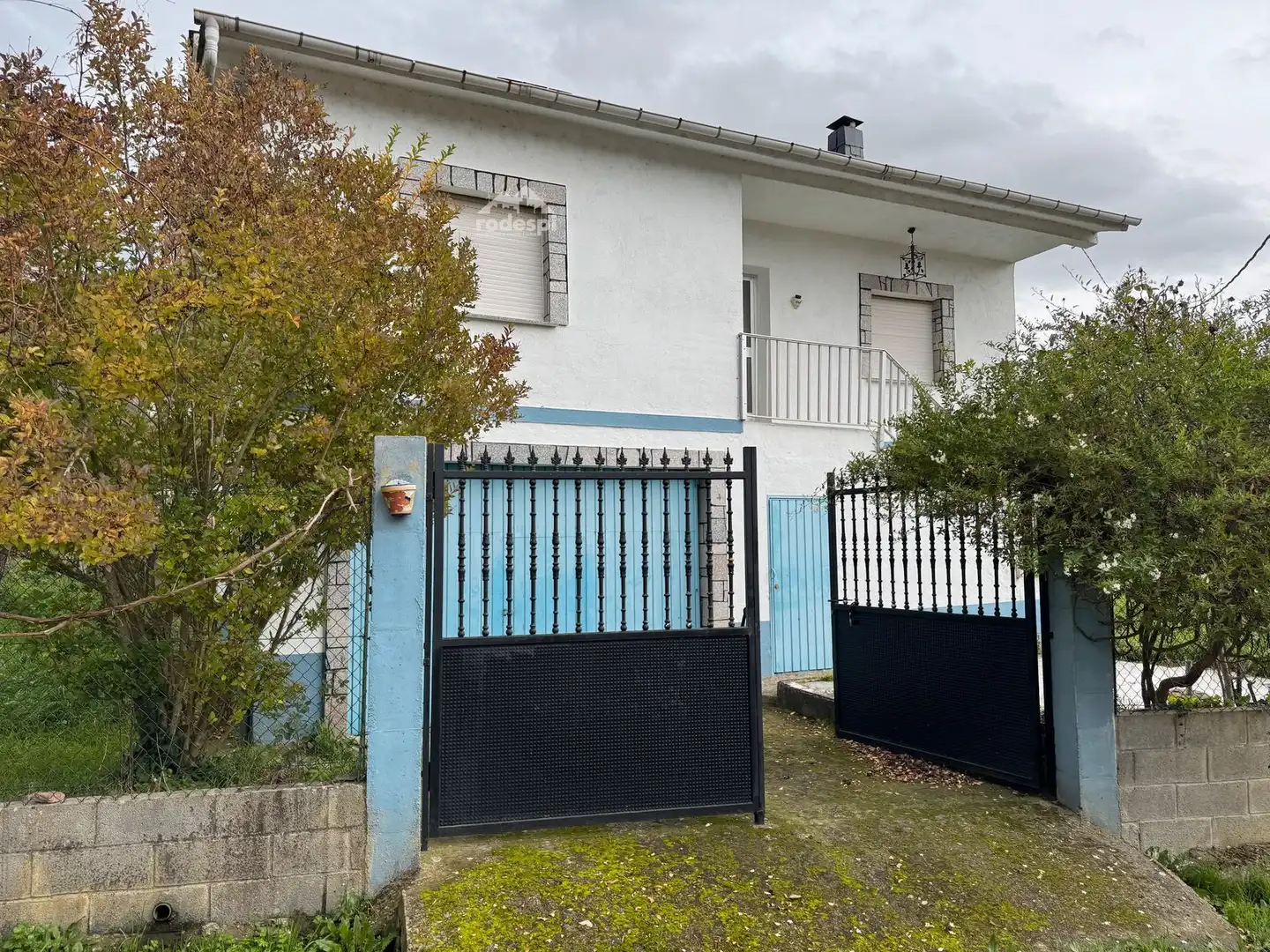 Vista exterior de Casa o chalet en venta en A Teixeira  con Trastero y Amueblado
