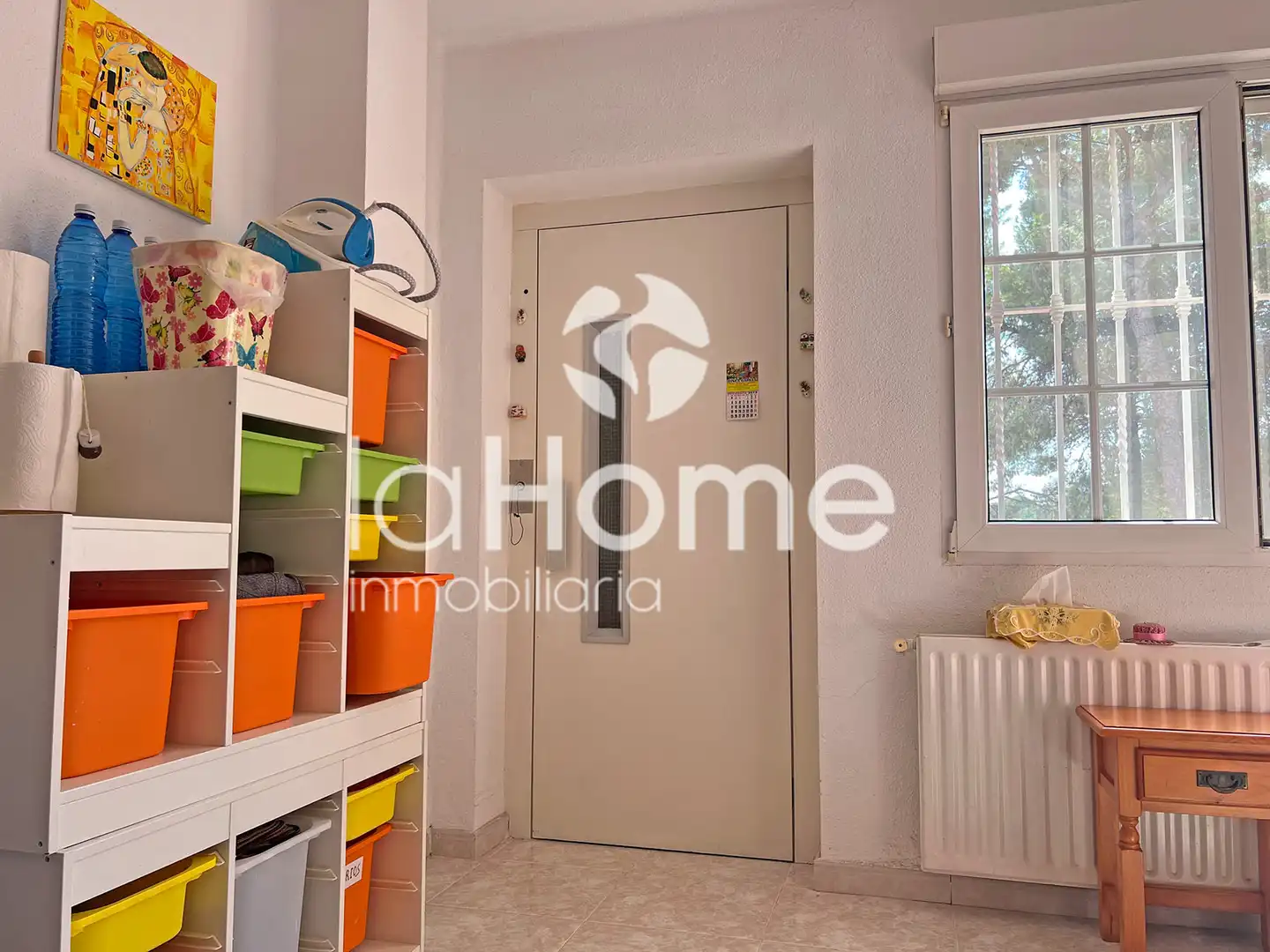 Haus oder Chalet zum Verkauf in Paterna mit Klimaanlage, Privatgarten und Parkett