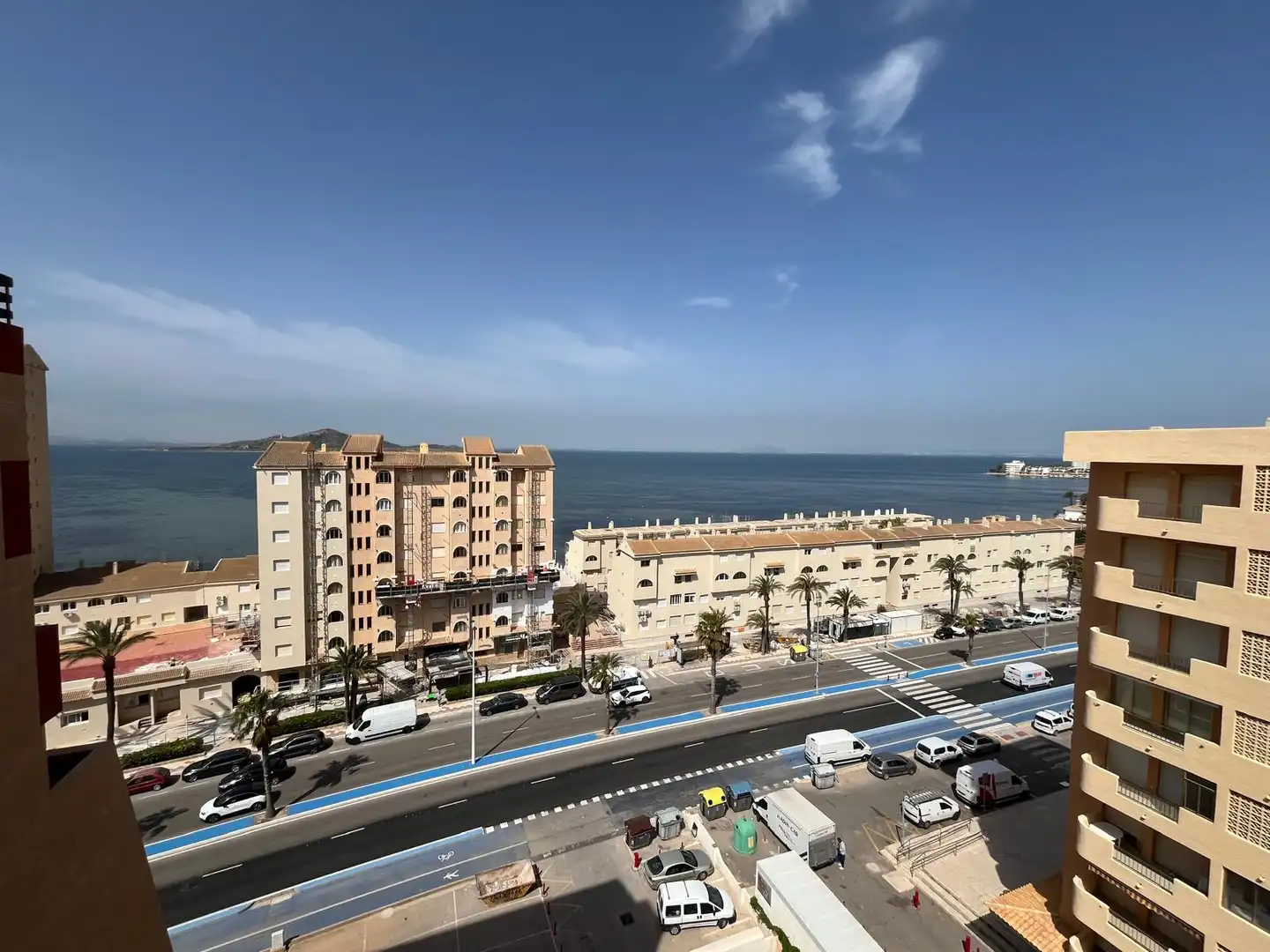 Appartamento con terrazza in vendita a Urbanización Jardín del Mar