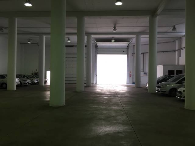 Nave industrial en Alquiler en Buenos Aires - Chamberí - Las Moraditas