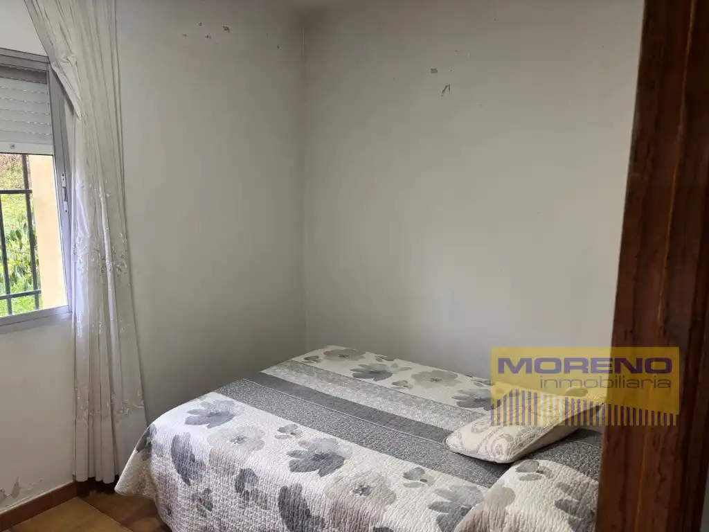 Dormitori de Casa o xalet en venda en Samos
