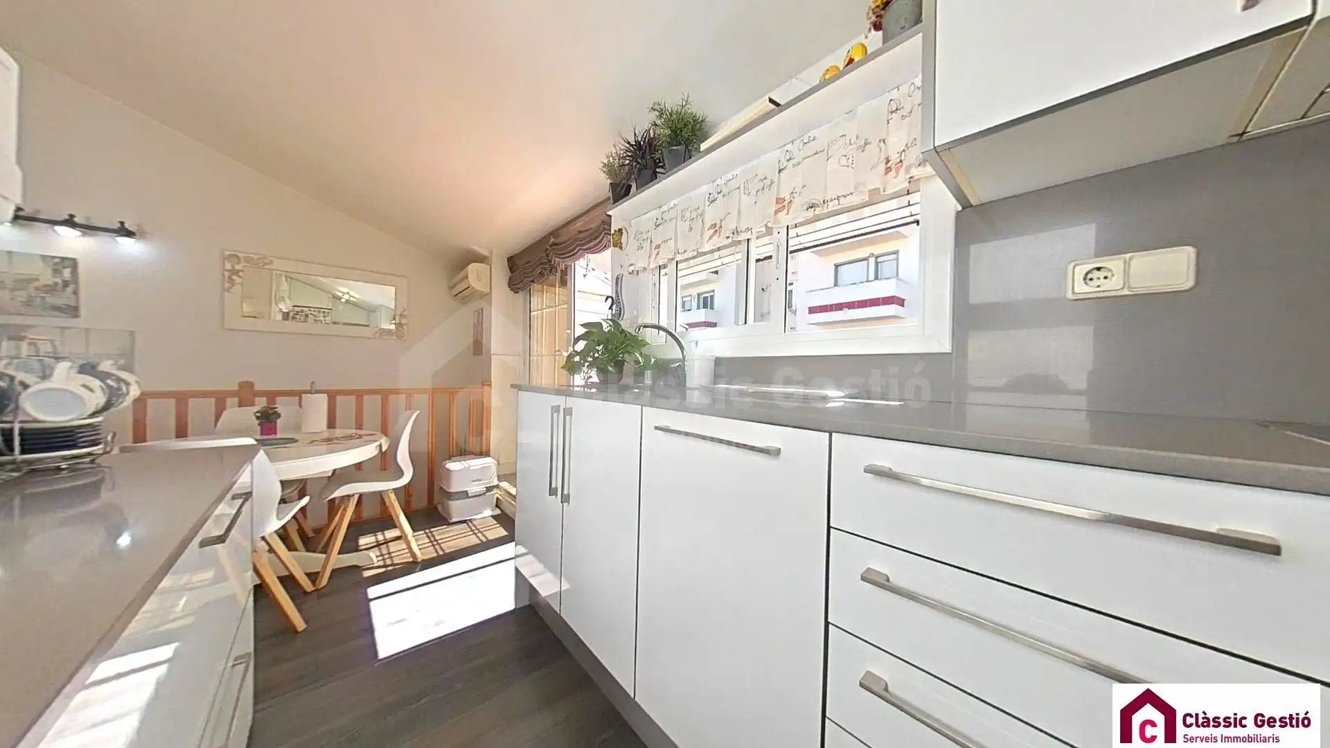 Cocina de Dúplex en venta en Calonge i Sant Antoni con Aire acondicionado, Calefacción y Terraza