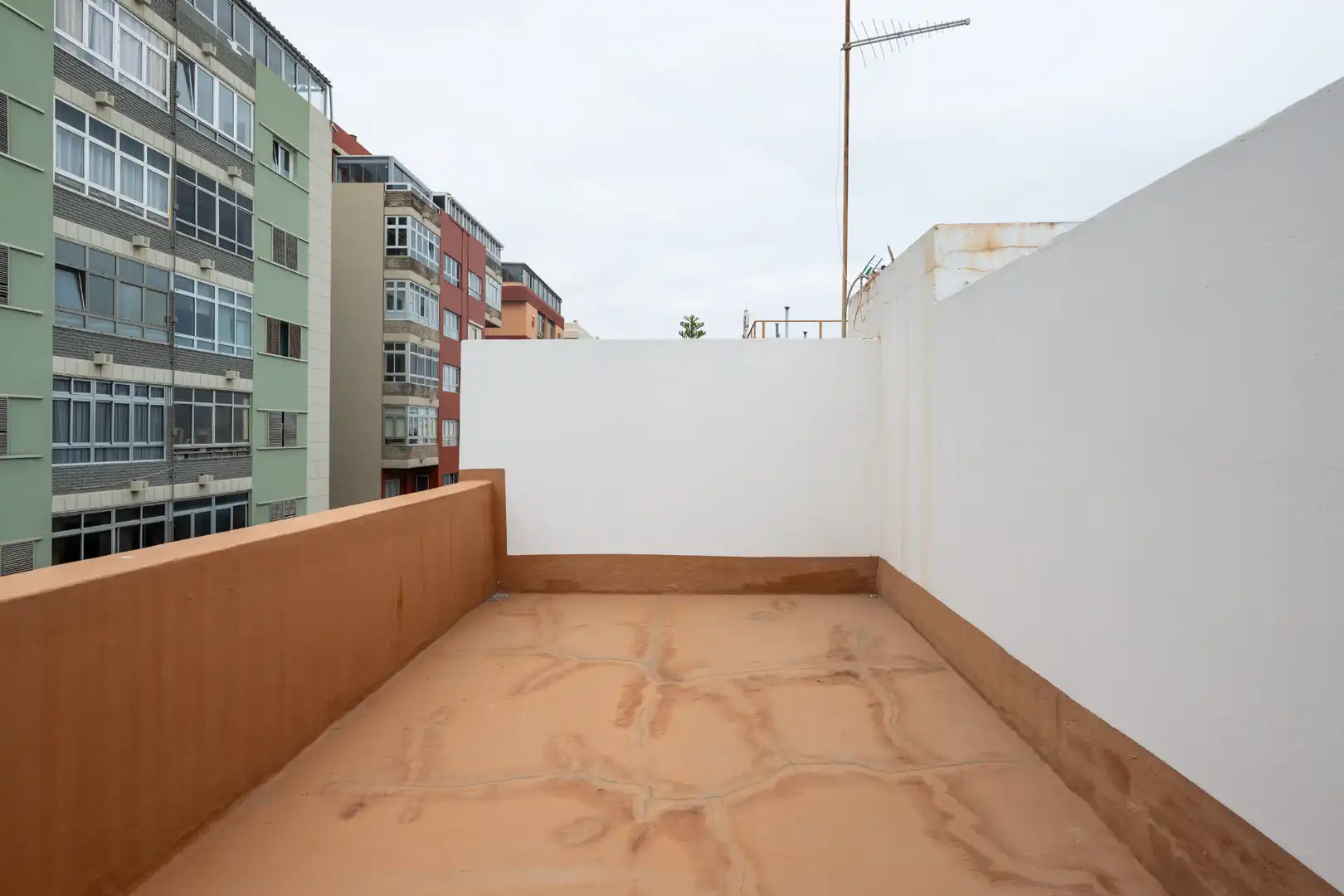 Terraza de Piso en venta en Las Palmas de Gran Canaria con Terraza, Trastero y Balcón