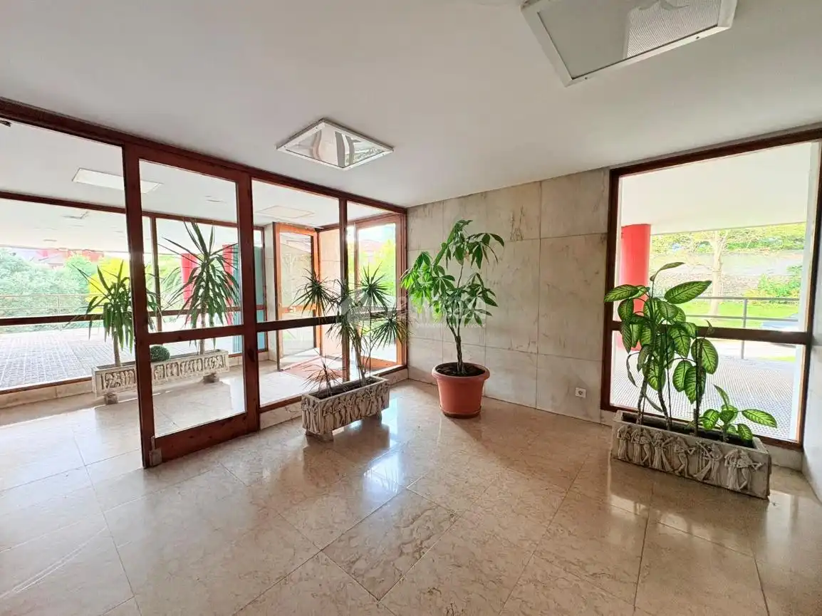 Piso en venta en Santander con Calefacción y Terraza