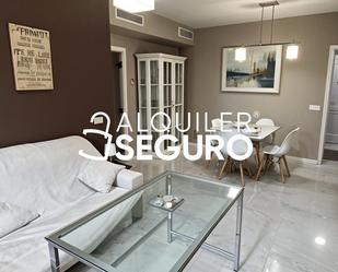 Bedroom of Flat to rent in San Juan de Aznalfarache  with Air Conditioner, Terrace and Swimming Pool