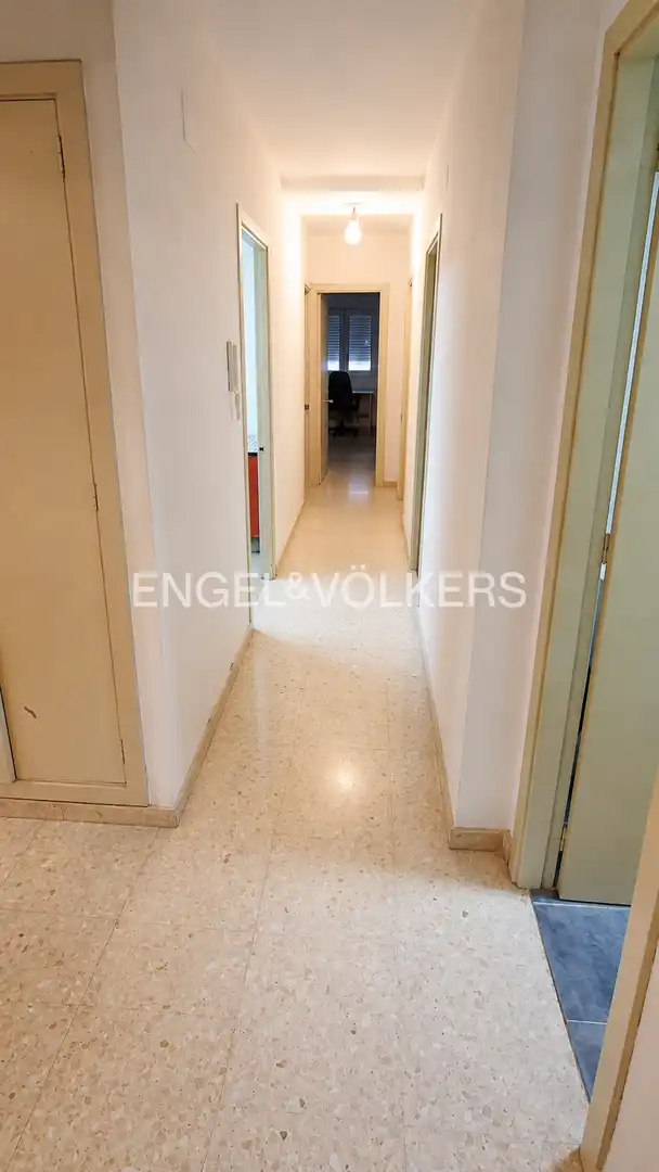 Flat for rent in Valencia  with Heating, Furnished and Balcony