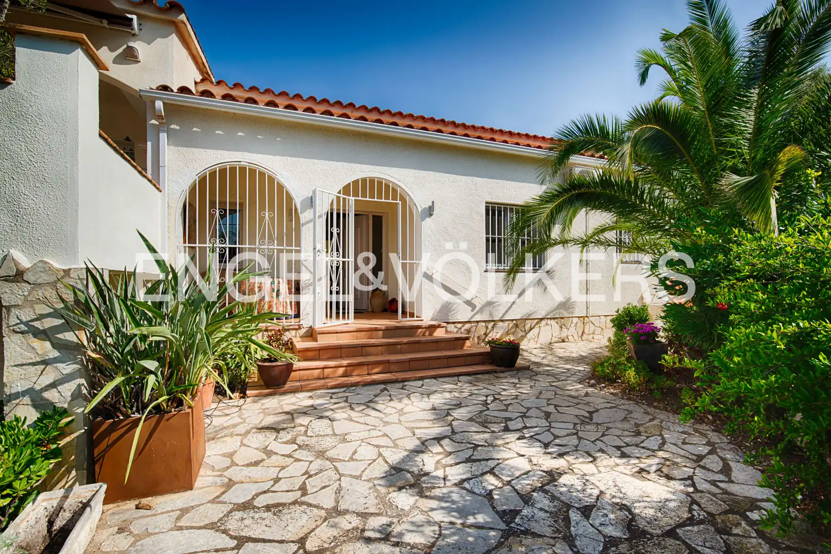 Casa amb piscina en venda a Carrer Bèlgica, imagen 26