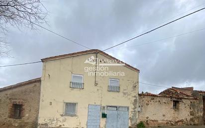 Exterior view of House or chalet for sale in Segovia Capital
