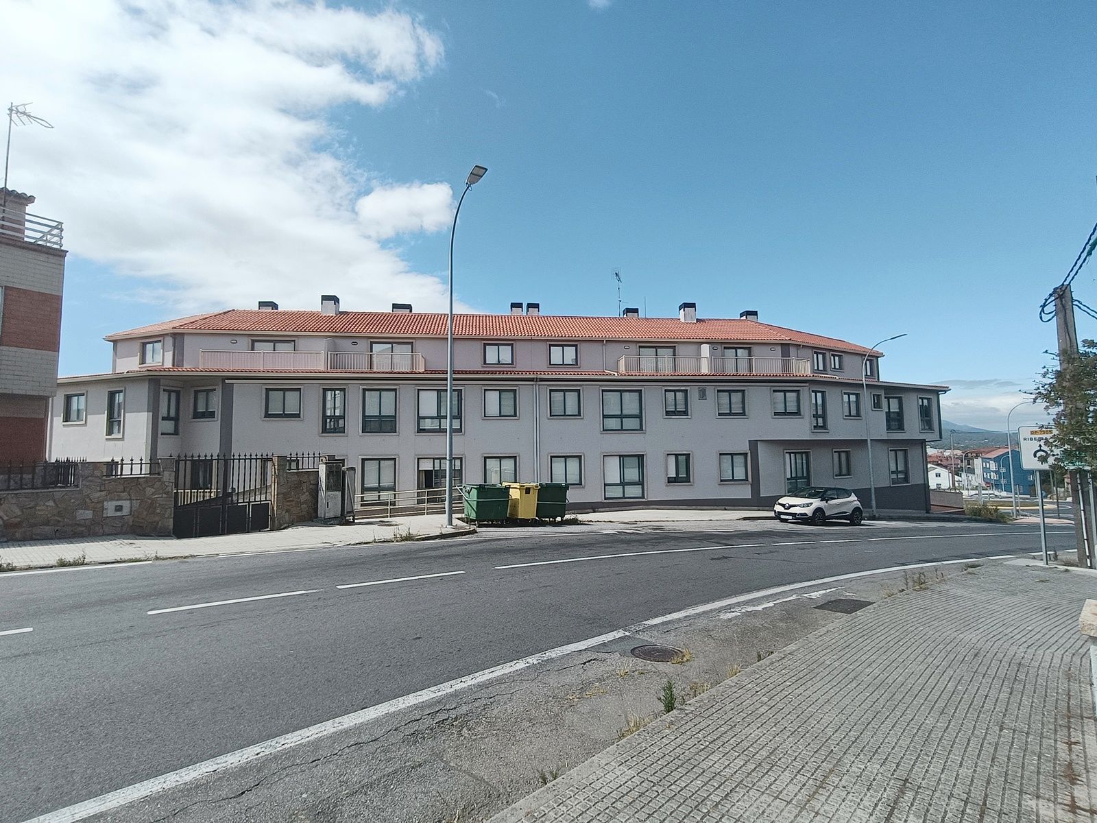 Vista exterior de Apartament en venda en Ribeira amb Calefacció, Traster i Moblat