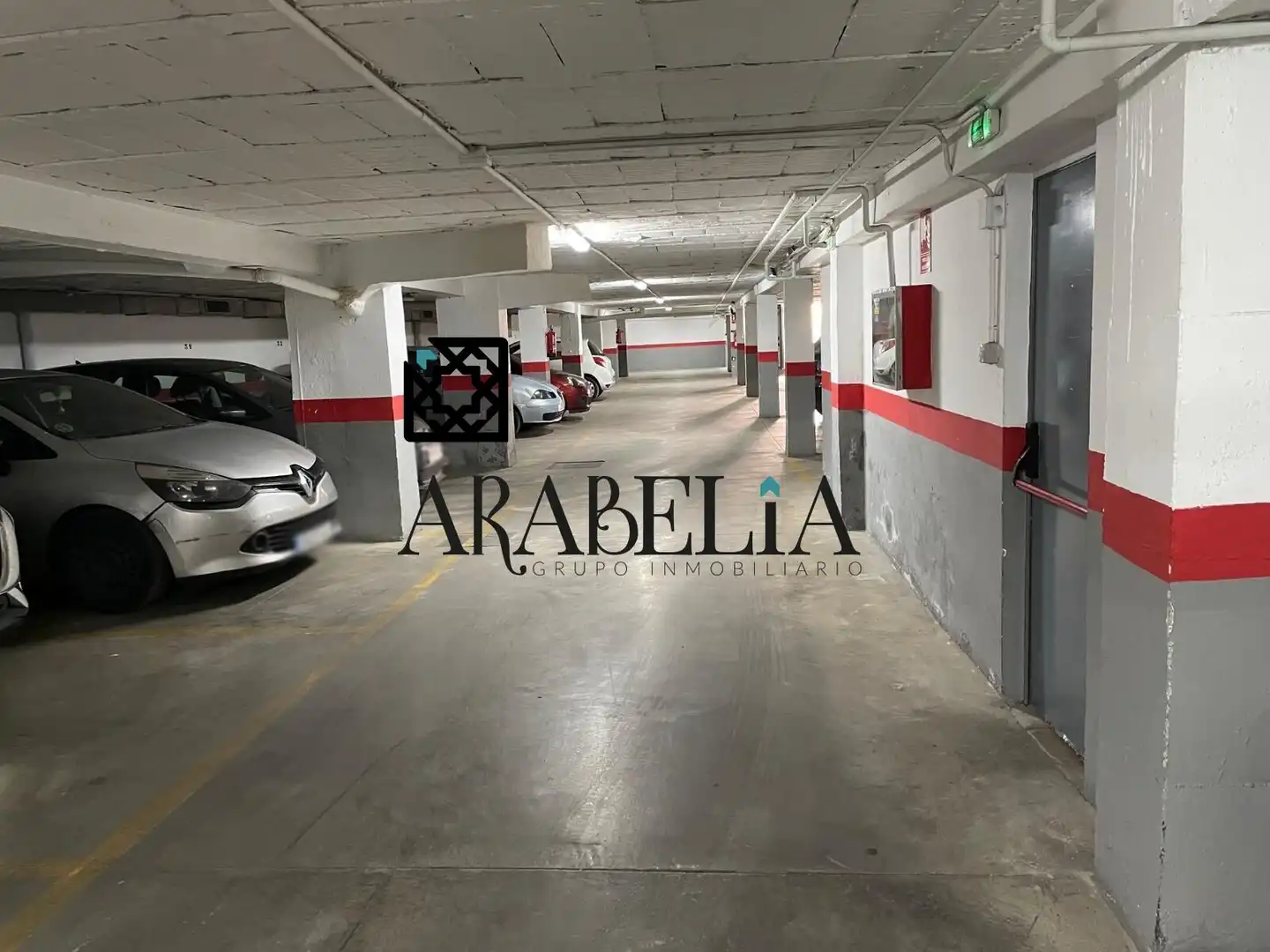 Parking of Flat for sale in Córdoba  with Air Conditioner