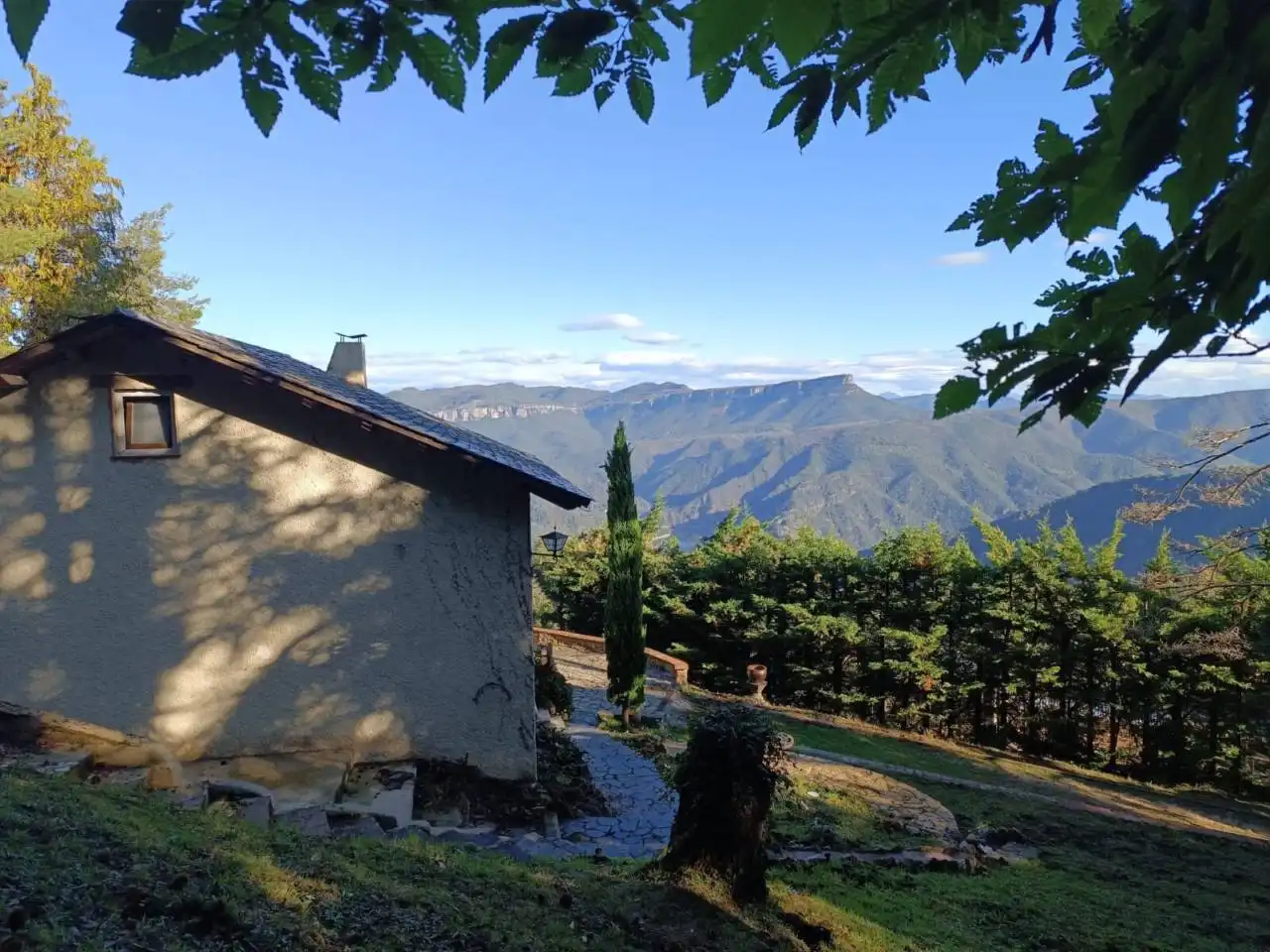 Country homes for sale in Susqueda, Girona