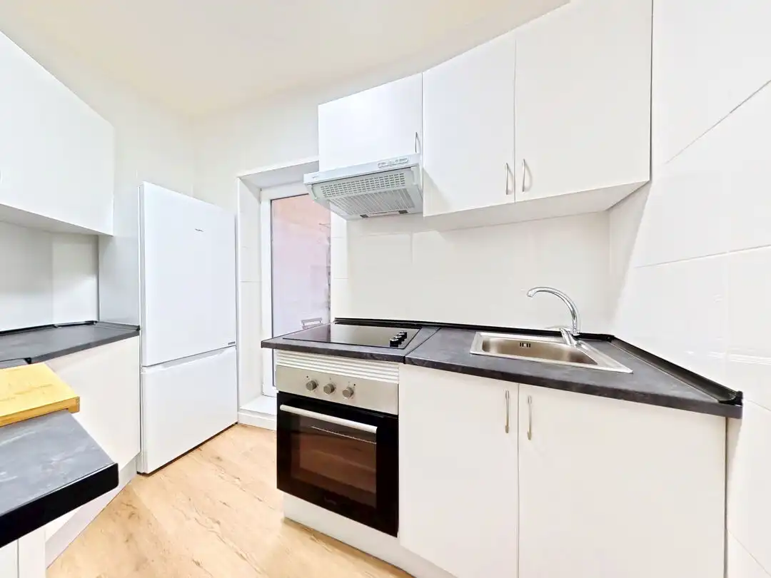 Kitchen of Flat for sale in Madrid  with Heating and Furnished