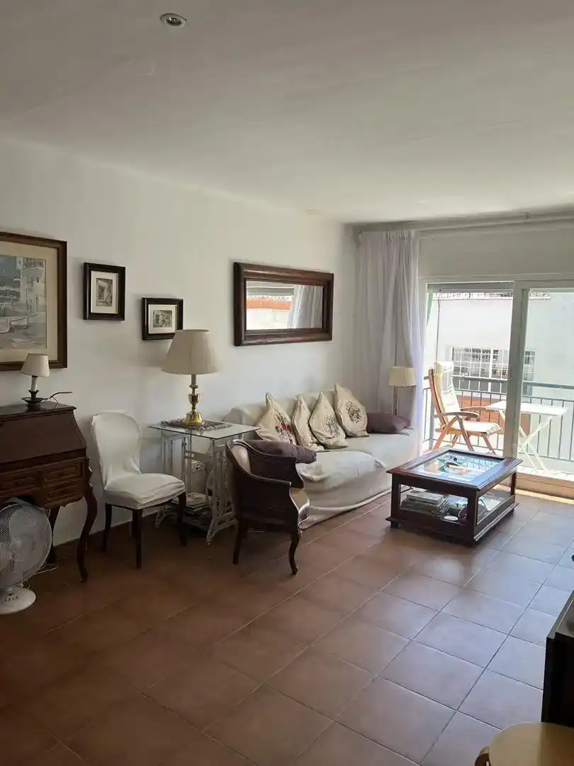 Sala de estar de Piso en venta en Sant Pol de Mar con Horno, Lavadora y Microondas
