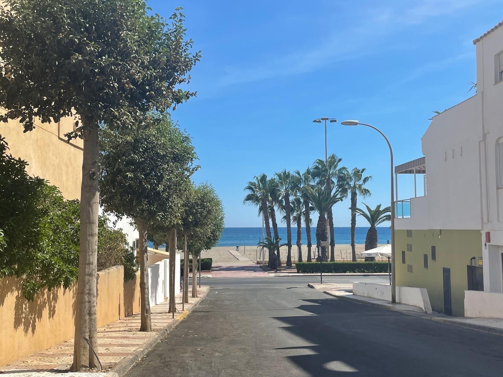 Exterior view of Flat for sale in Roquetas de Mar  with Terrace
