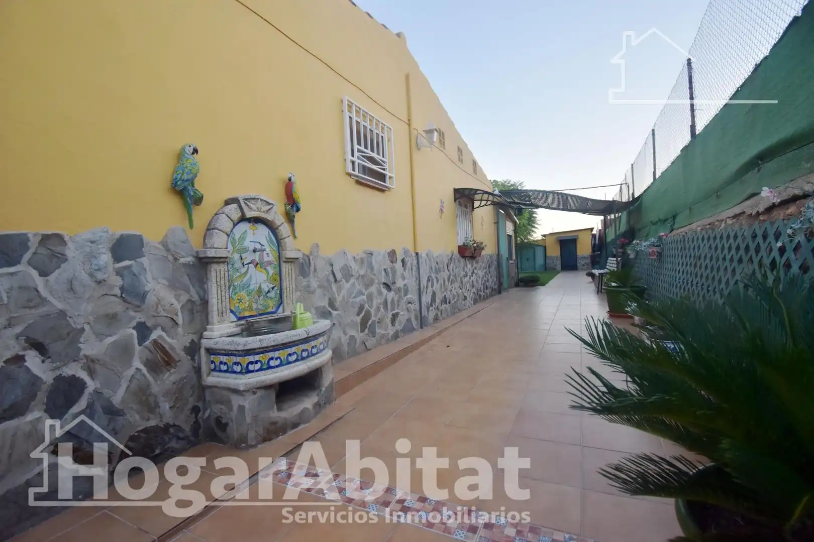 Exterior view of Houses for sale in Oeste