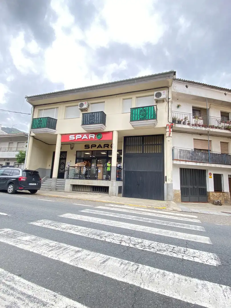 Pis en venda a Avenida Ramón y Cajal 46