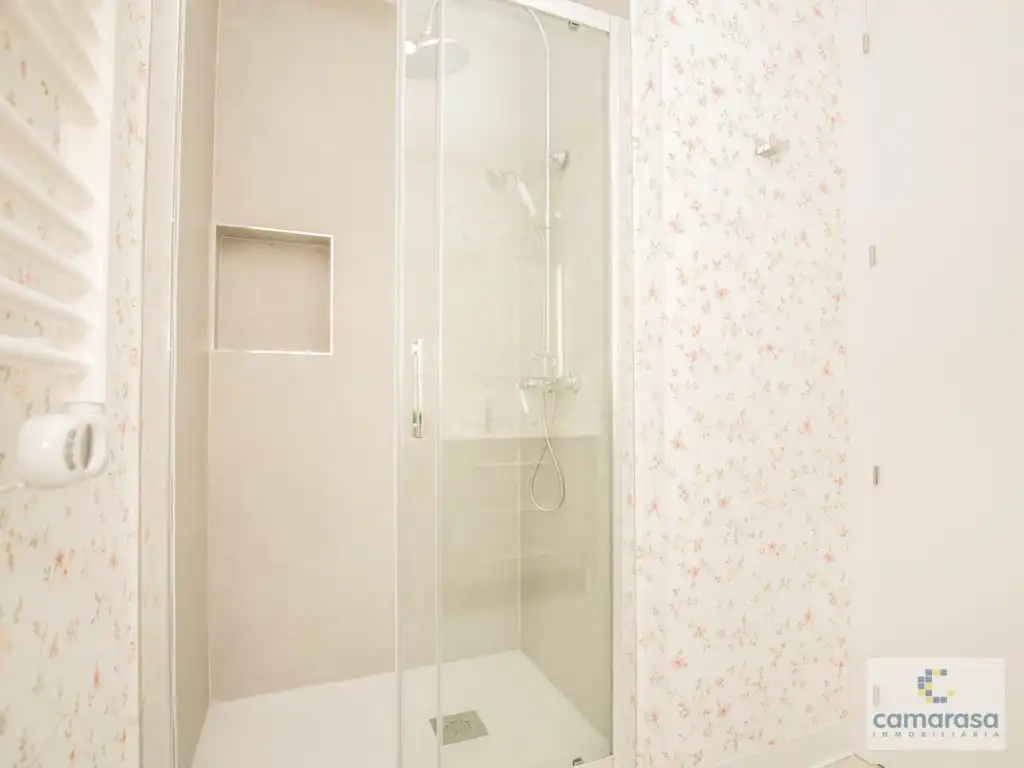 Bathroom of Flat for rent in Ávila  with Furnished
