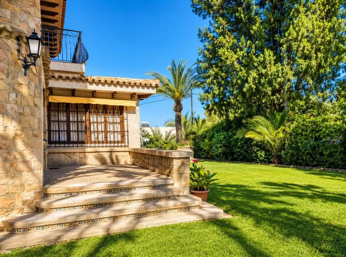 Chalet con terraza en venta en Avenida Avenida de la Albufereta, 34, imagen 7