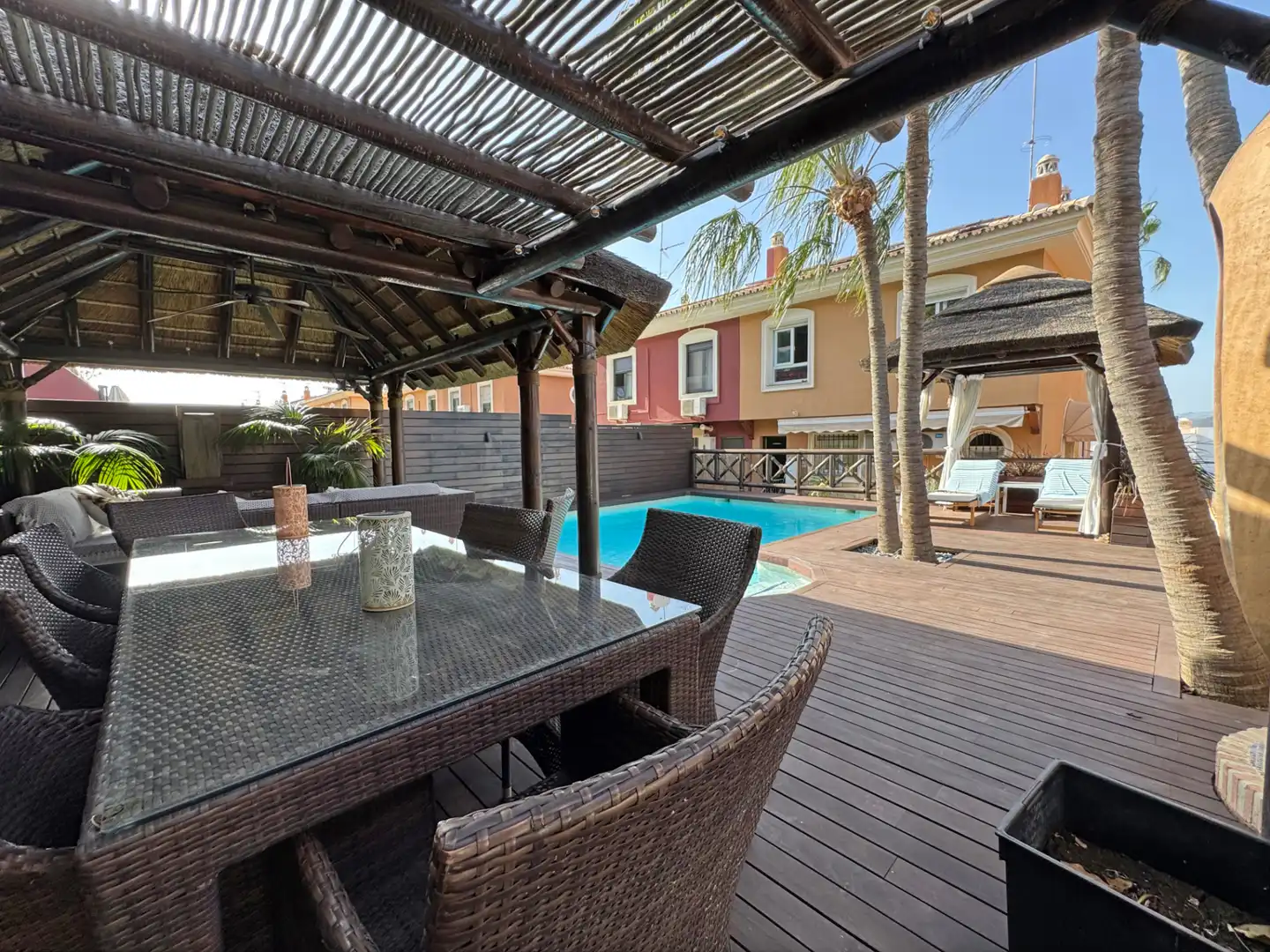 Terrassa de Casa adosada en venda en Alhaurín de la Torre amb Aire condicionat, Jardí privat i Parquet