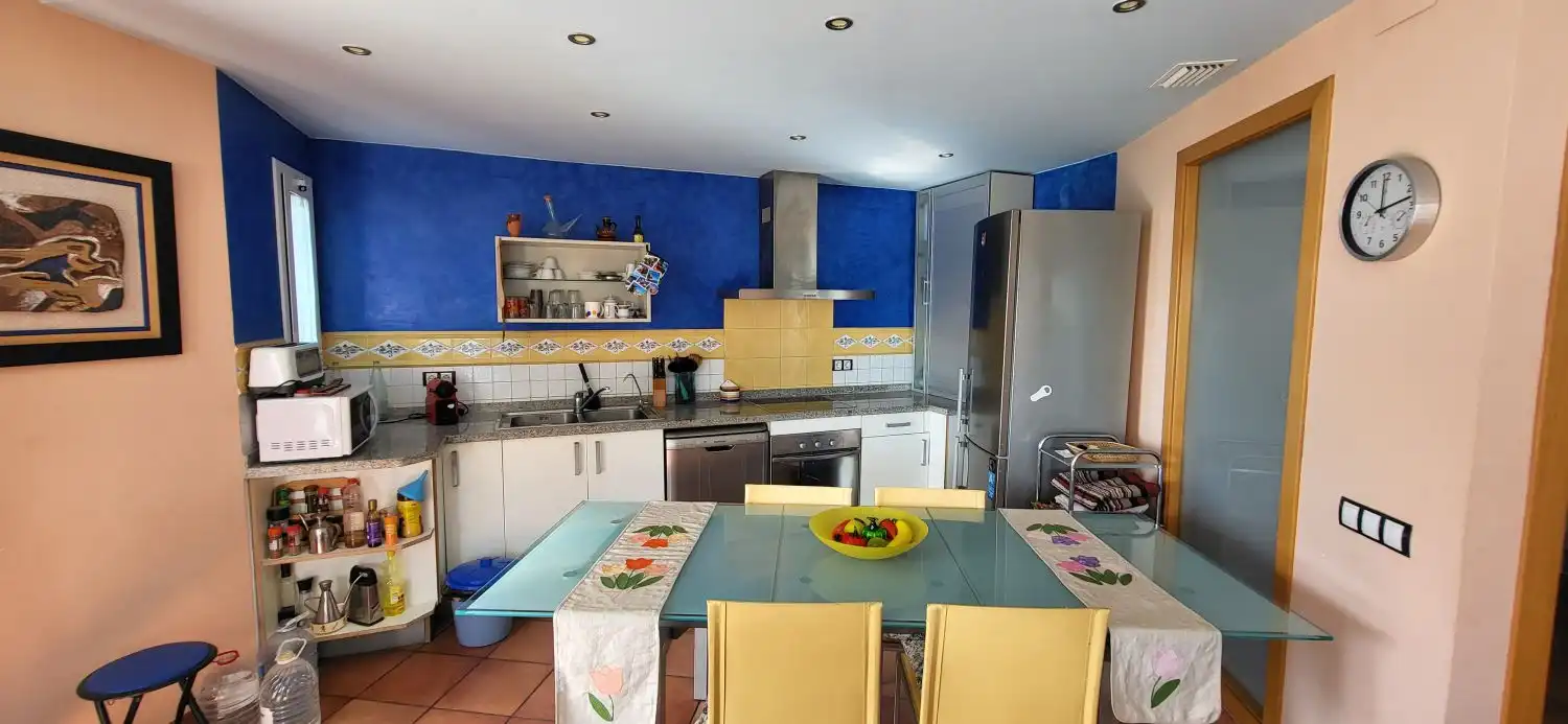 Küche von Wohnungen zum Verkauf in Alcanar mit Klimaanlage, Terrasse und Abstellraum