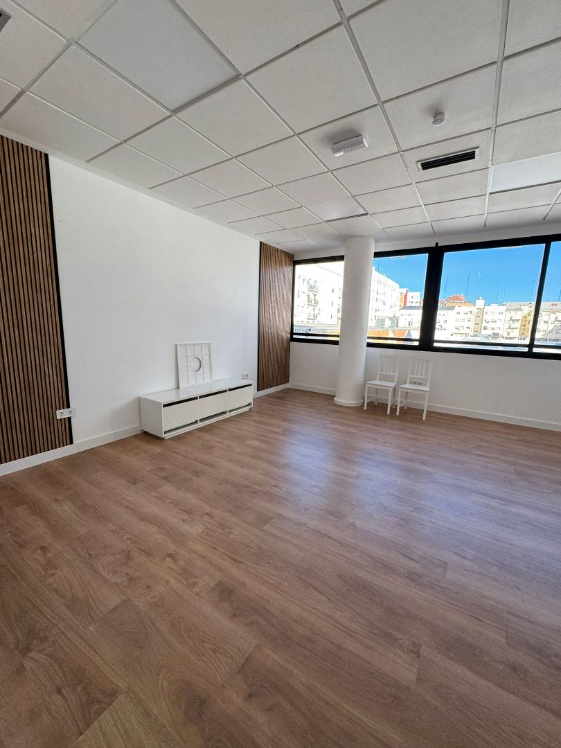 Oficina en venda en  Valencia Capital amb Aire condicionat i Calefacció