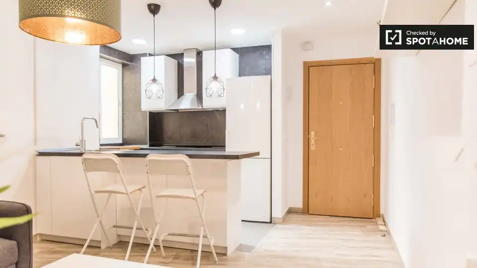 Cocina de Piso de alquiler en Valencia con Aire acondicionado, Calefacción y Amueblado