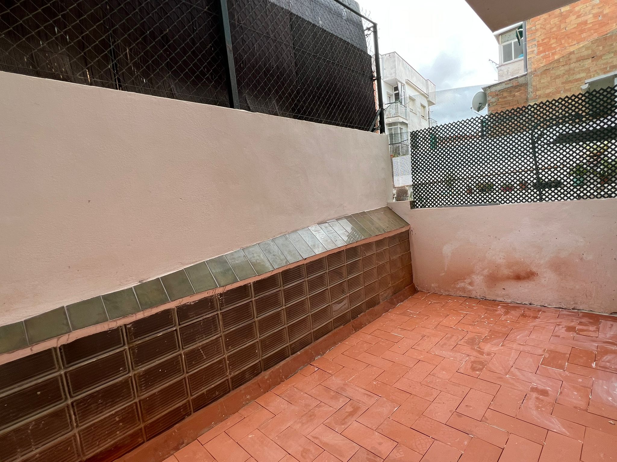 Terraza de Piso en venta en Cornellà de Llobregat con Terraza