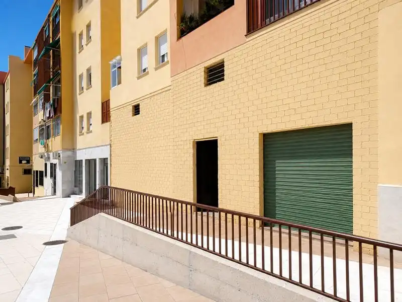 Locale commerciale in affitto a Estepona Pueblo, imagen 3