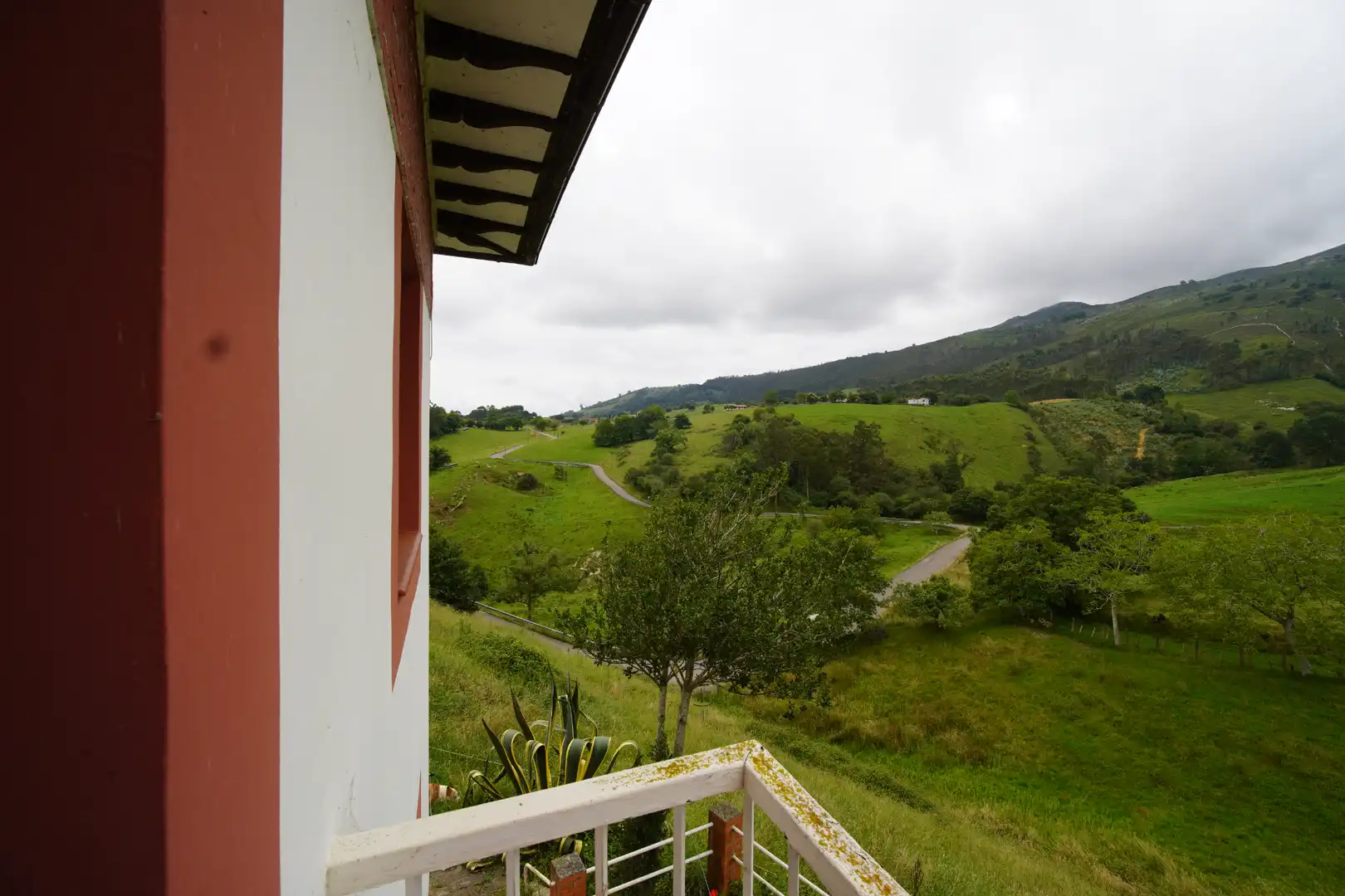 Terrassa de Casa o xalet en venda en Ribadedeva amb Calefacció, Jardí privat i Terrassa