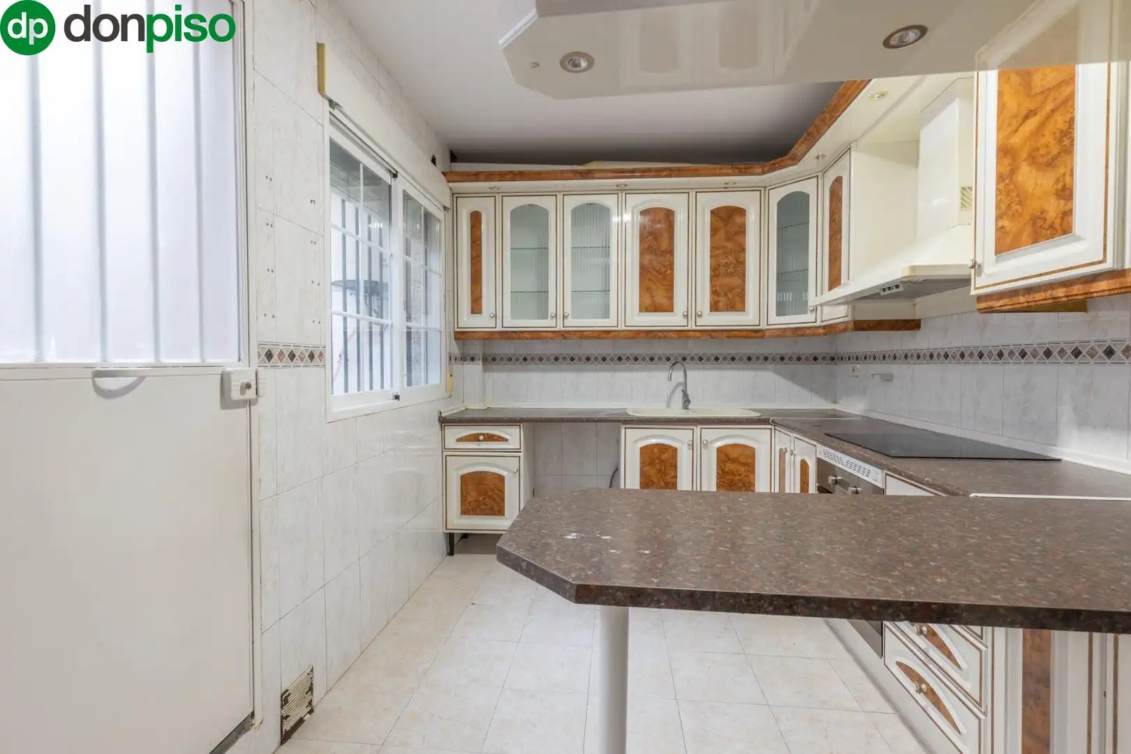 Reihenhaus mit Garten zum Verkauf in Calle de Joaquim Blume 46, imagen 10