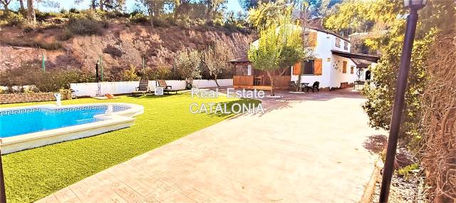 Casa-chalet en Venta en Avinguda Rafael Albertí en Lloret Residencial - Montlloret
